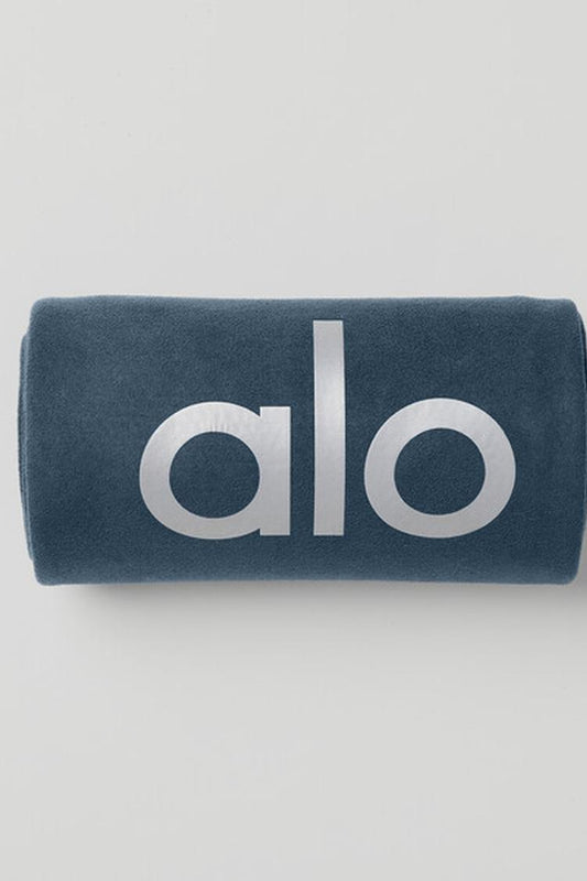 GROUNDED NO-SLIP MAT TOWEL