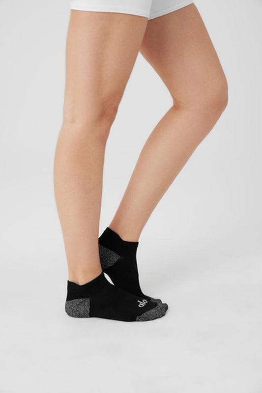 WOMEN'S PERFORMANCE TAB SOCK