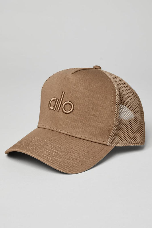 DISTRICT TRUCKER HAT