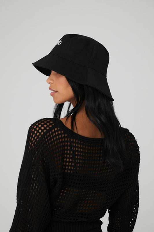 WEEKENDER BUCKET HAT
