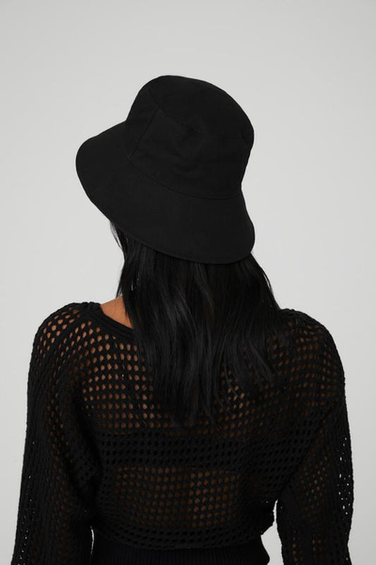 WEEKENDER BUCKET HAT
