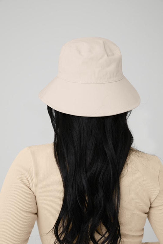 WEEKENDER BUCKET HAT