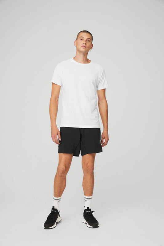 THE TRIUMPH CREW NECK TEE