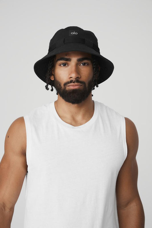 THE TRIUMPH MUSCLE TANK