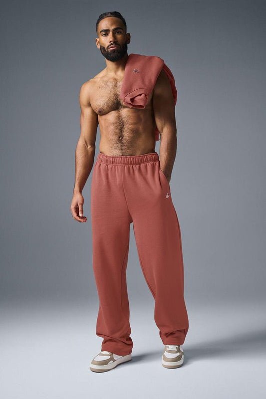 ACCOLADE STRAIGHT LEGGING SWEATPANT