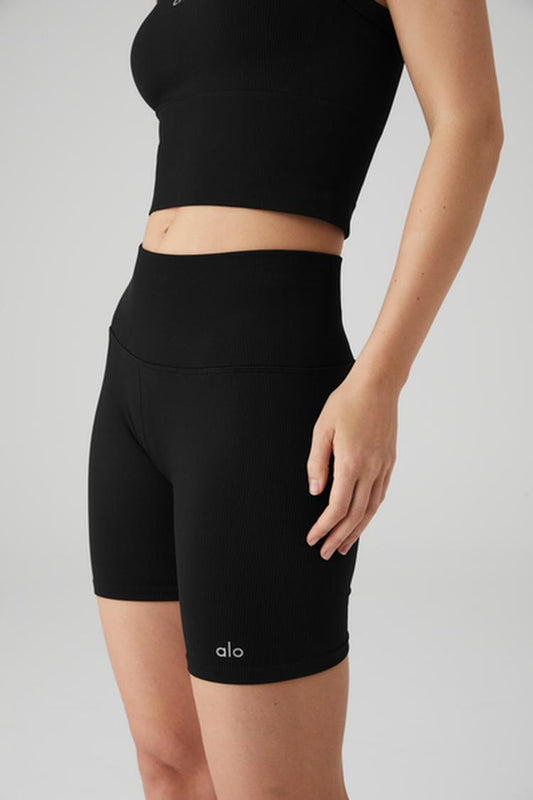 SEAMLESS RIBBED FAVORITE SHORT
